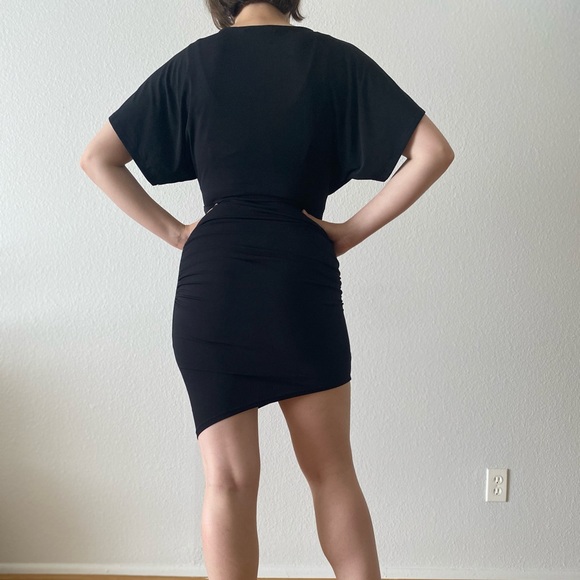 Dress - Picture 2 of 8